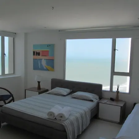 Oceanfront Penthouse Apartamento Cartagena